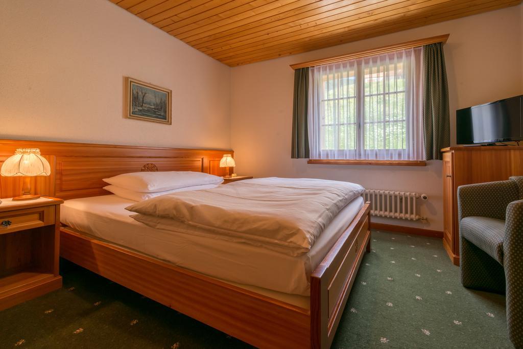 Swiss Chalet-Style Hotel Walliser Spycher Riederalp Luaran gambar