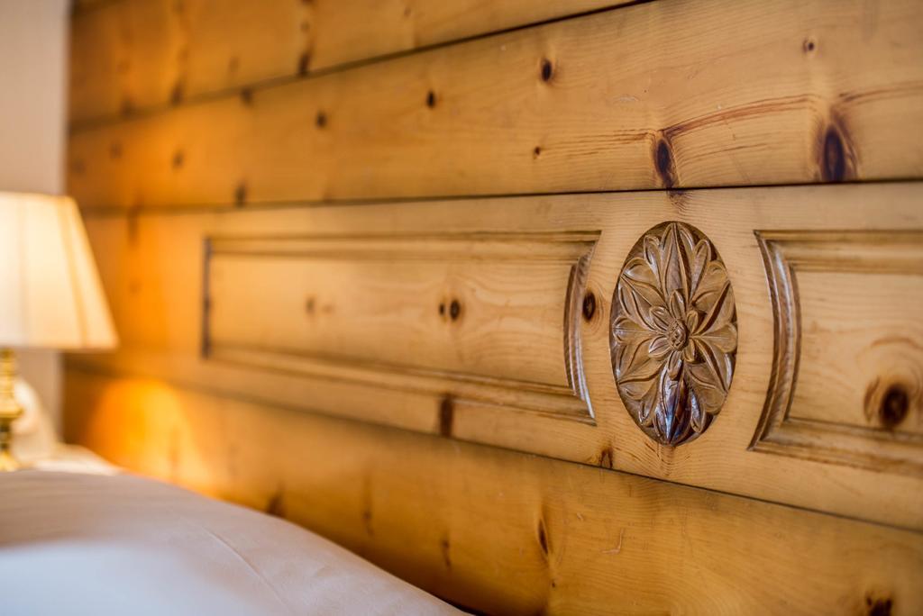 Swiss Chalet-Style Hotel Walliser Spycher Riederalp Luaran gambar